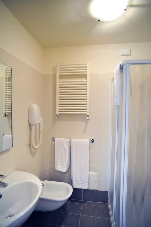 Albergo Croce D'Oro Dolce Room photo